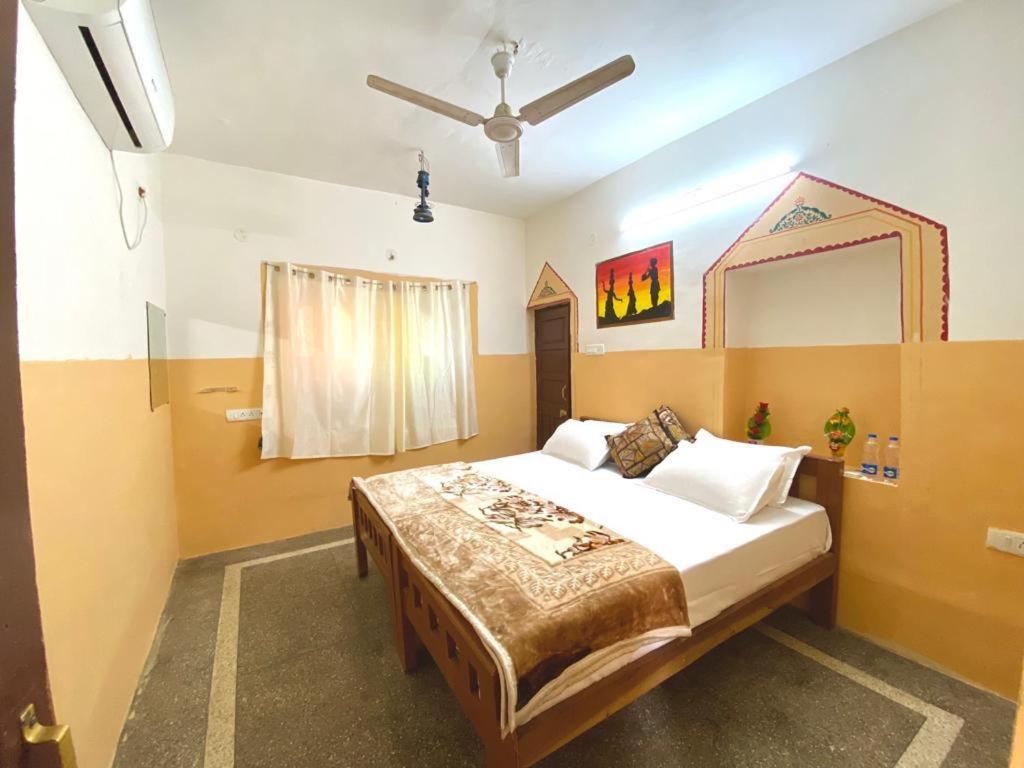 Hotel Sandstone Villa, Джайсалмер Номер фото
